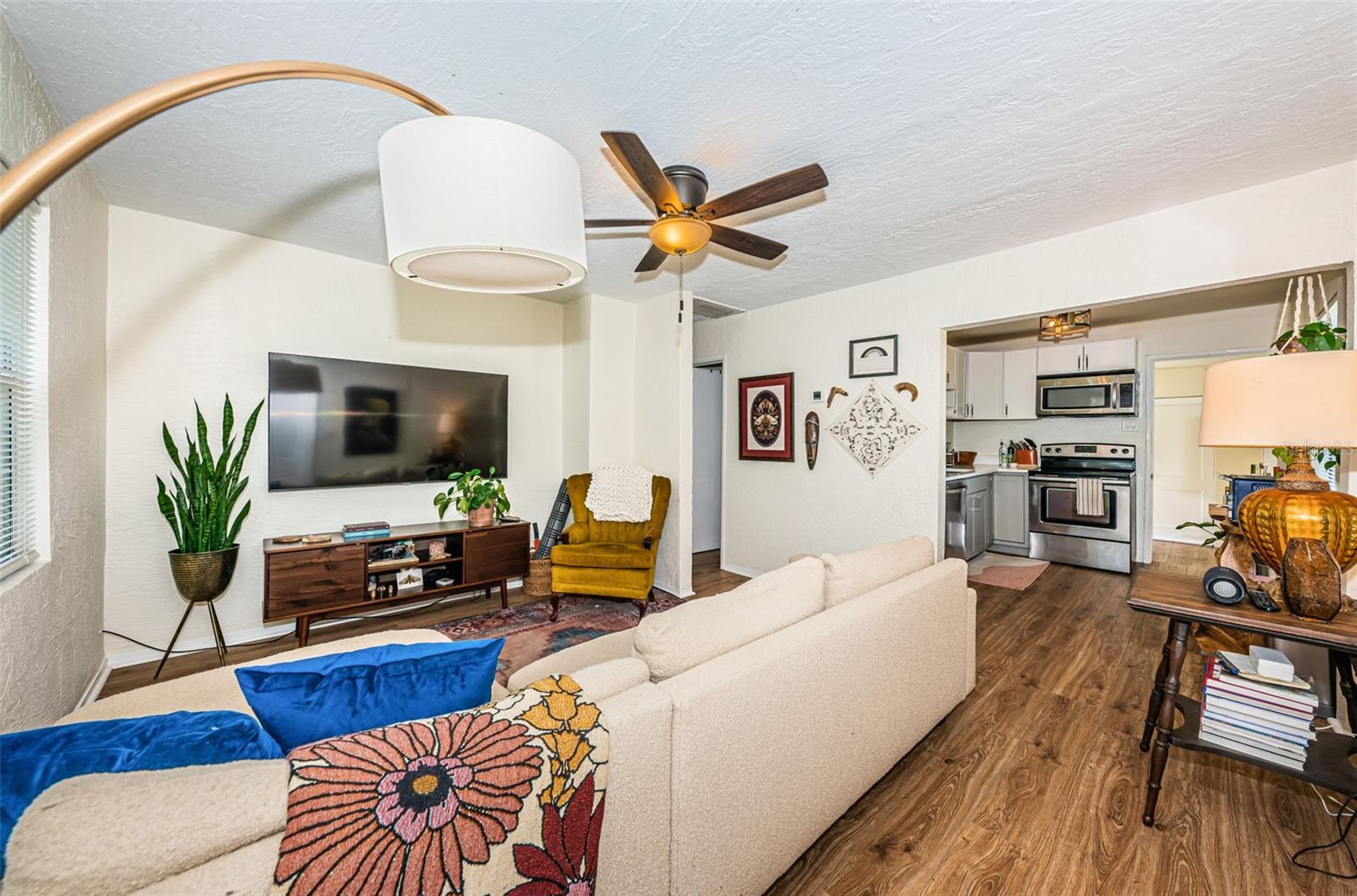 ROUSE MANOR - Residential