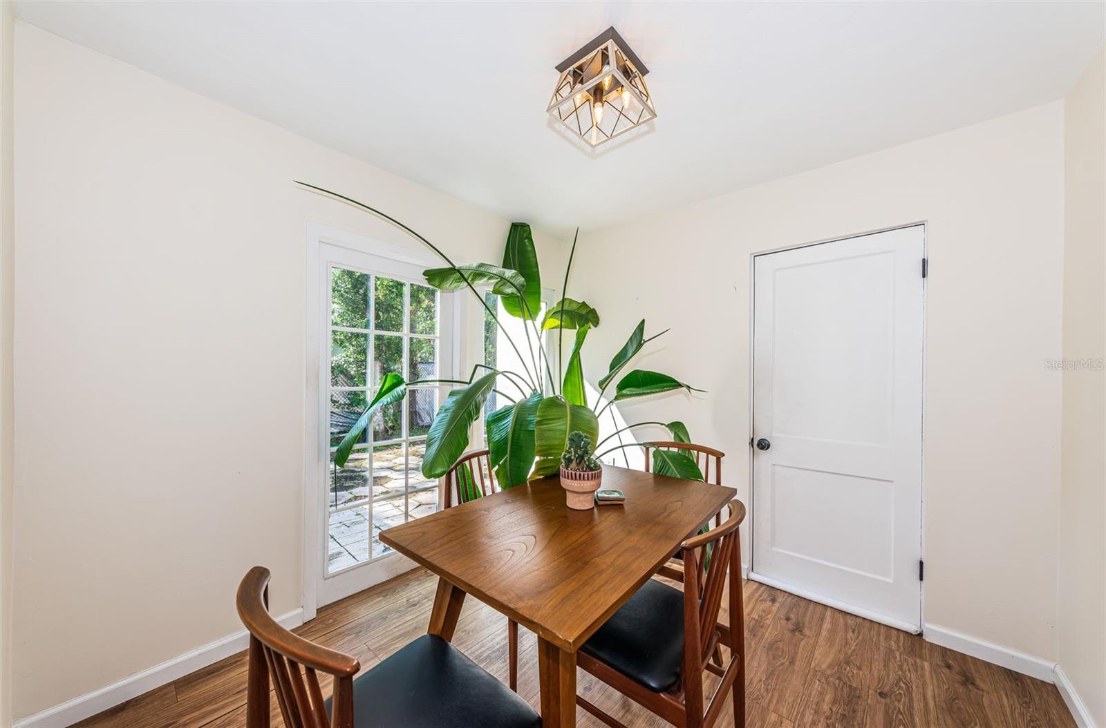 ROUSE MANOR - Residential