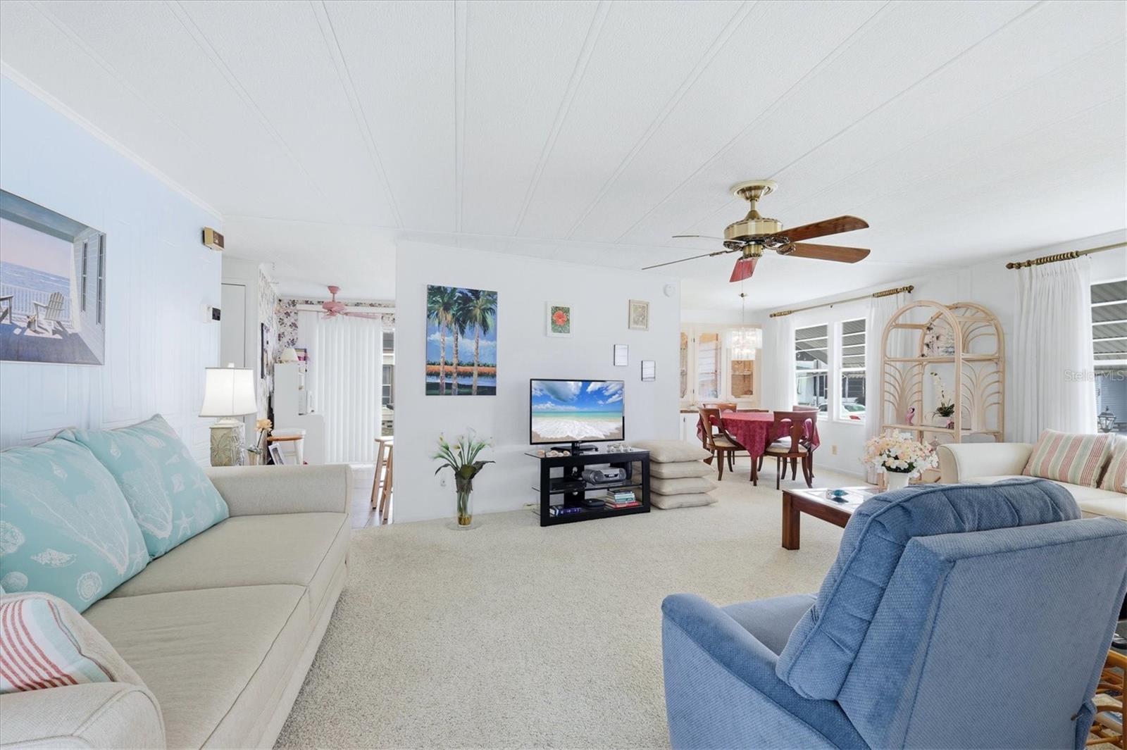 SHADOW BROOK MOBILE HOME - Residential