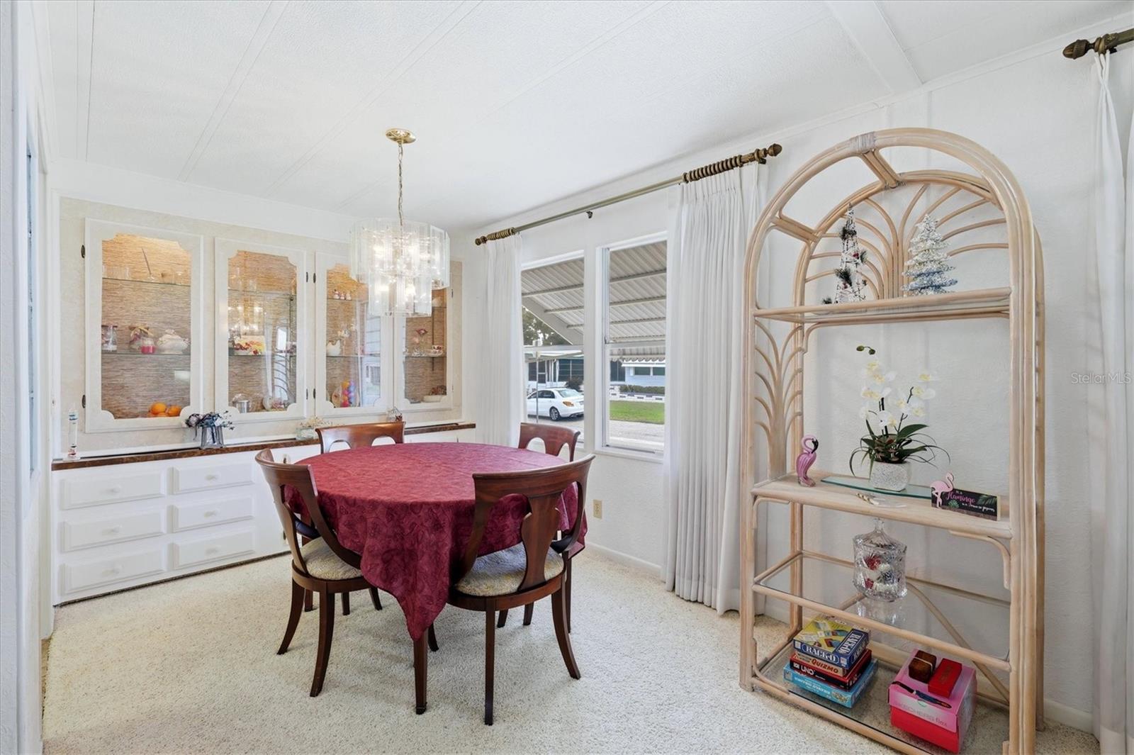 SHADOW BROOK MOBILE HOME - Residential