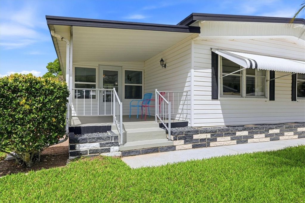 Photo of 6710 36th Avenue E #127, Palmetto, FL 34221 (MLS # A4688699)