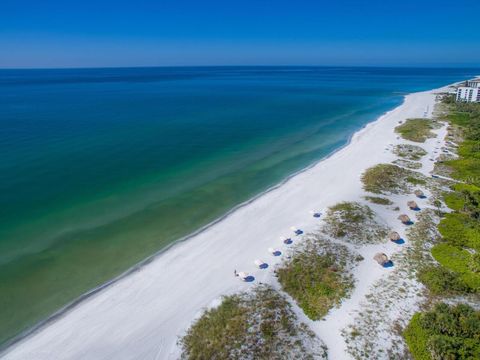 A home in LONGBOAT KEY