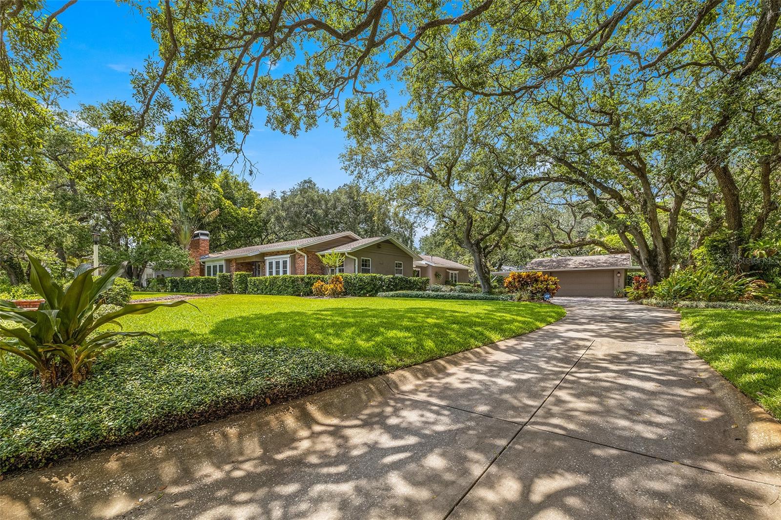 BAYSHORE CREST - Land