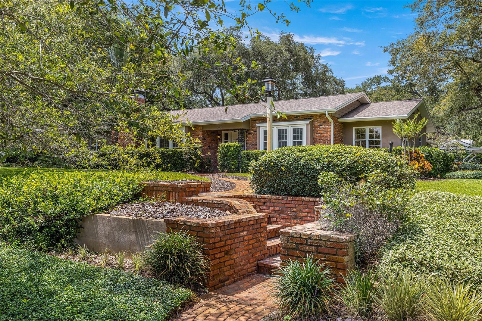 BAYSHORE CREST - Land