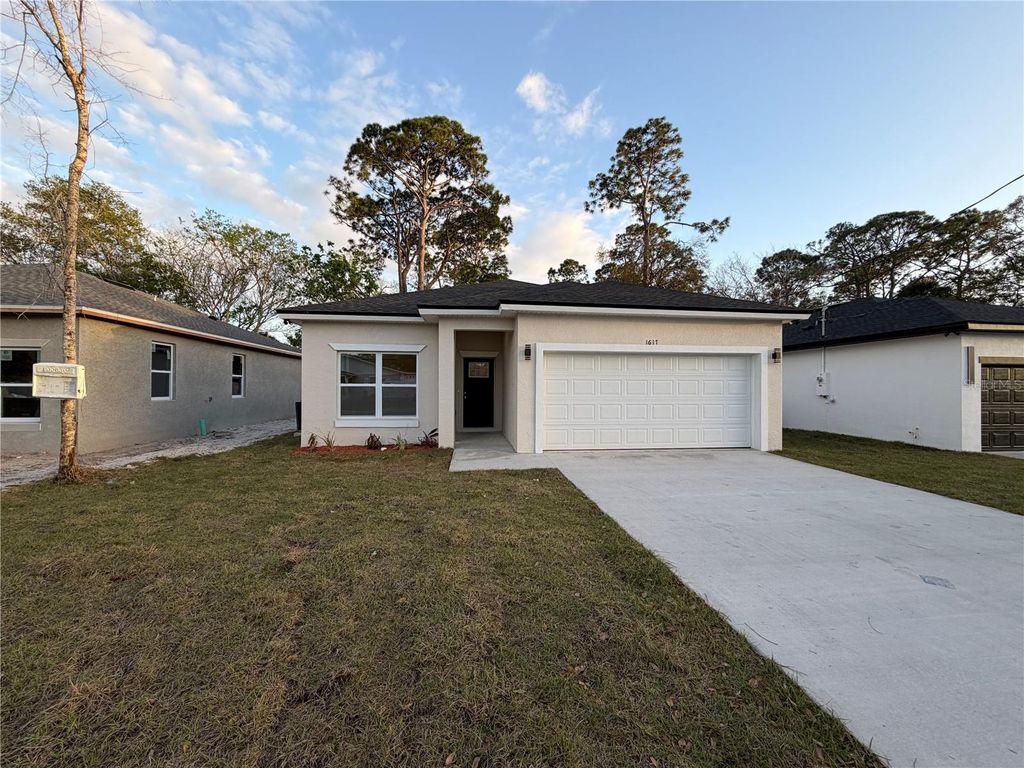 Photo of 1617 Illinois Street, Daytona Beach, FL 32114 (MLS # V4947680)