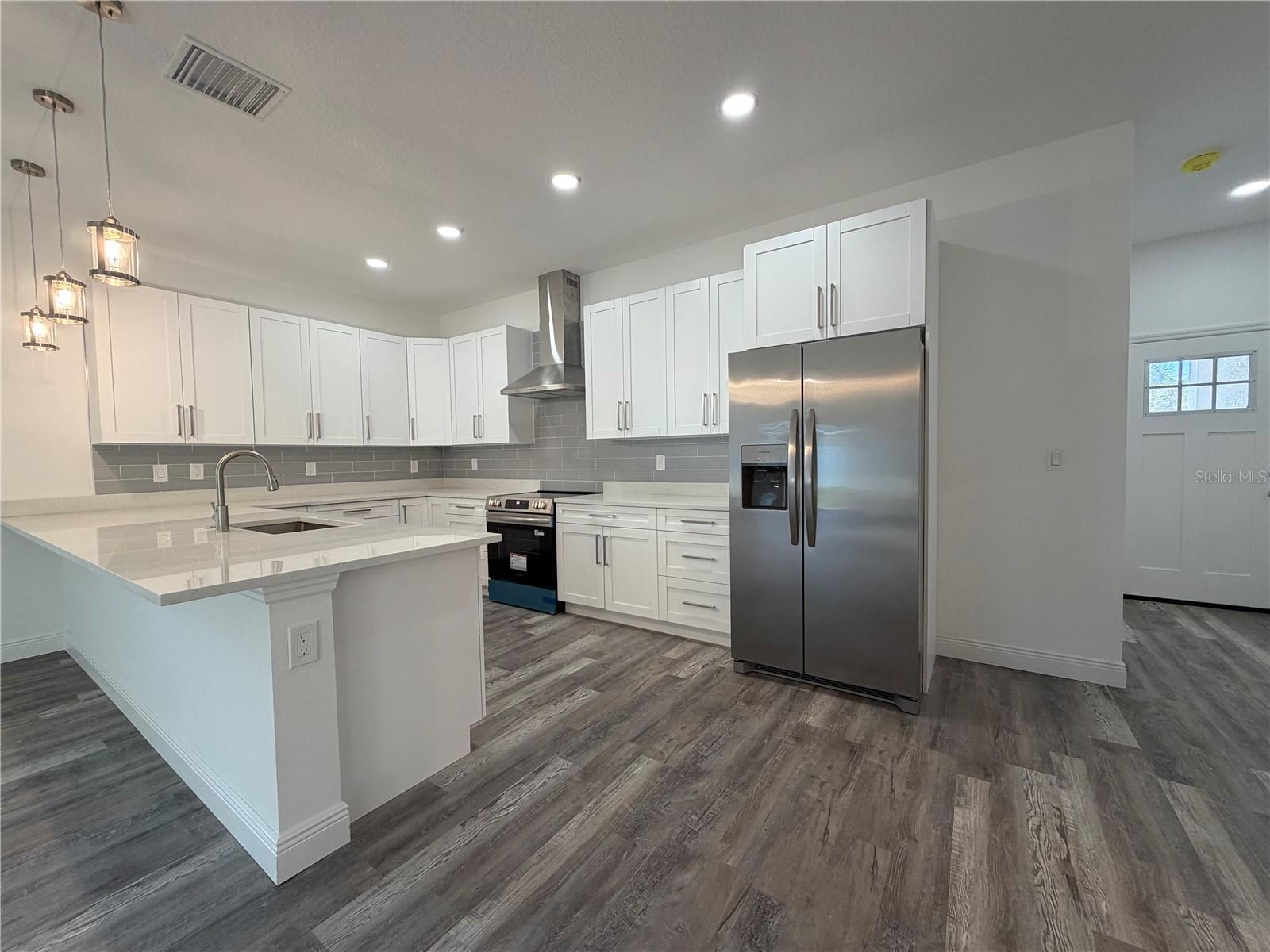 MADISON HEIGHTS - Residential