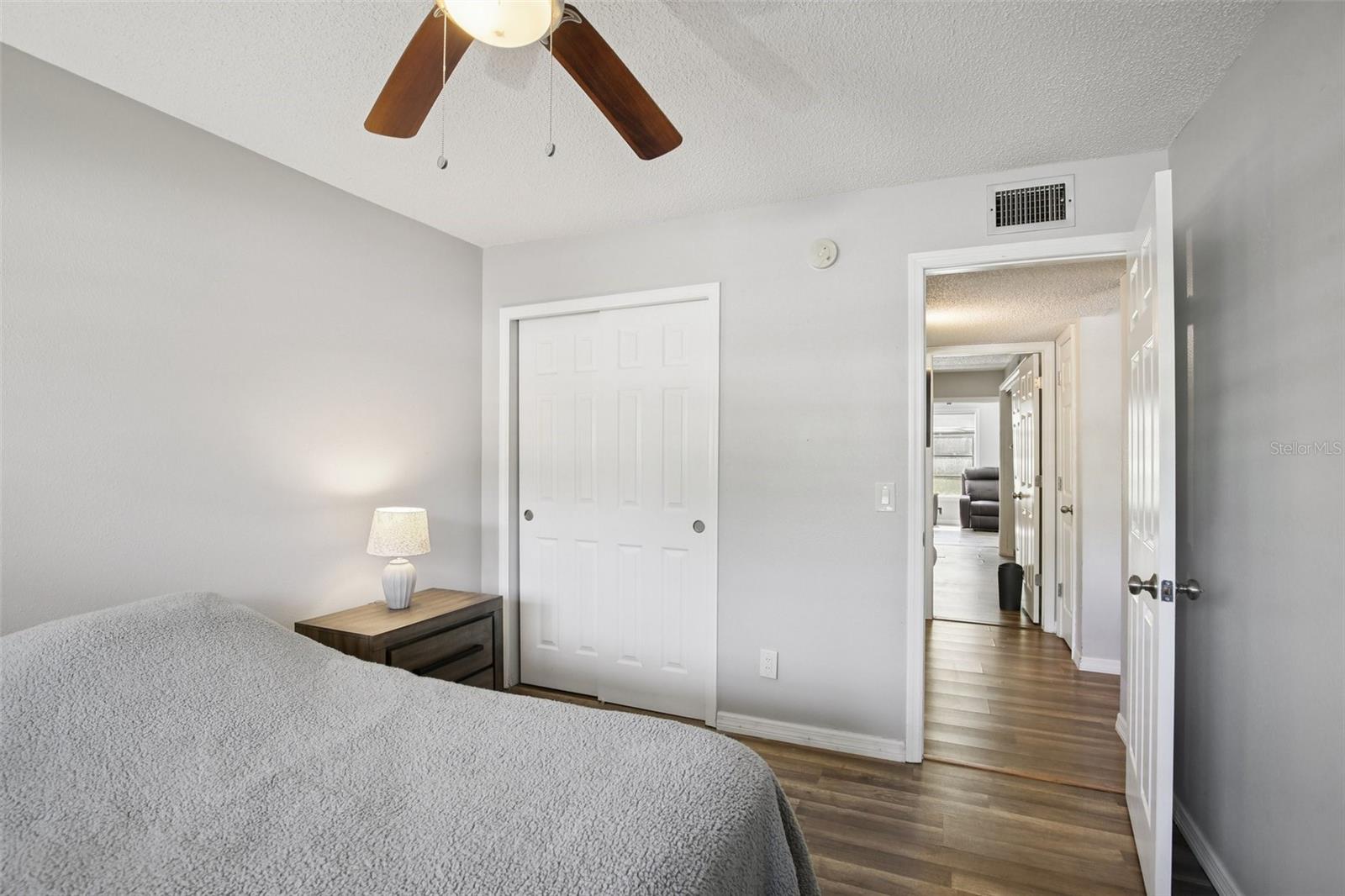 ON TOP OF THE WORLD - Residential