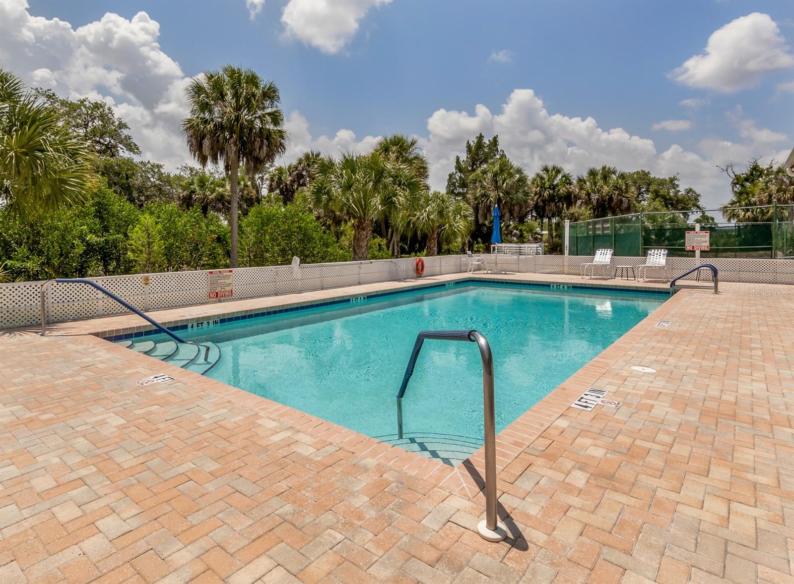 RIVERWALK MHP CO-OP - Residential