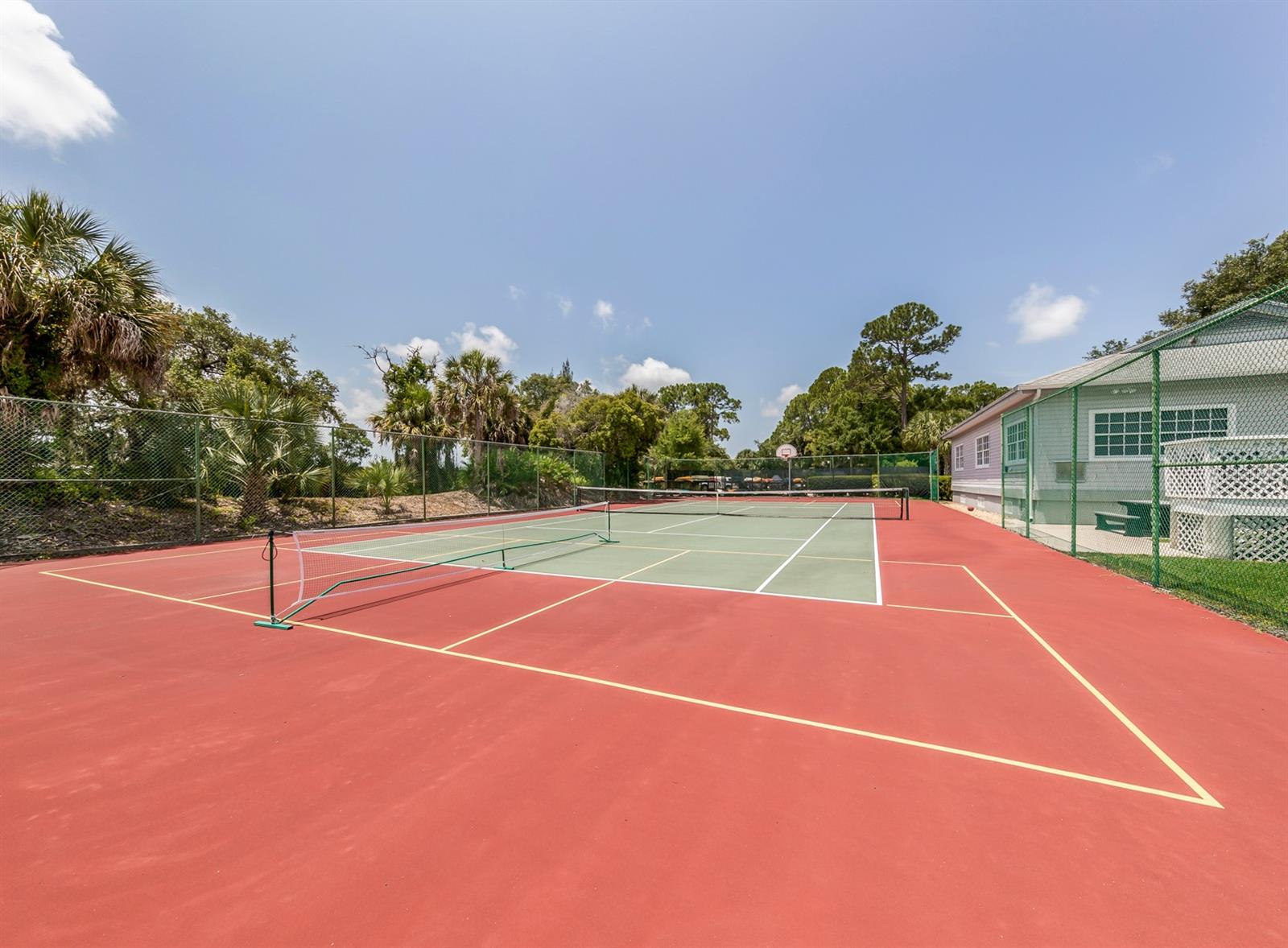 RIVERWALK MHP CO-OP - Residential