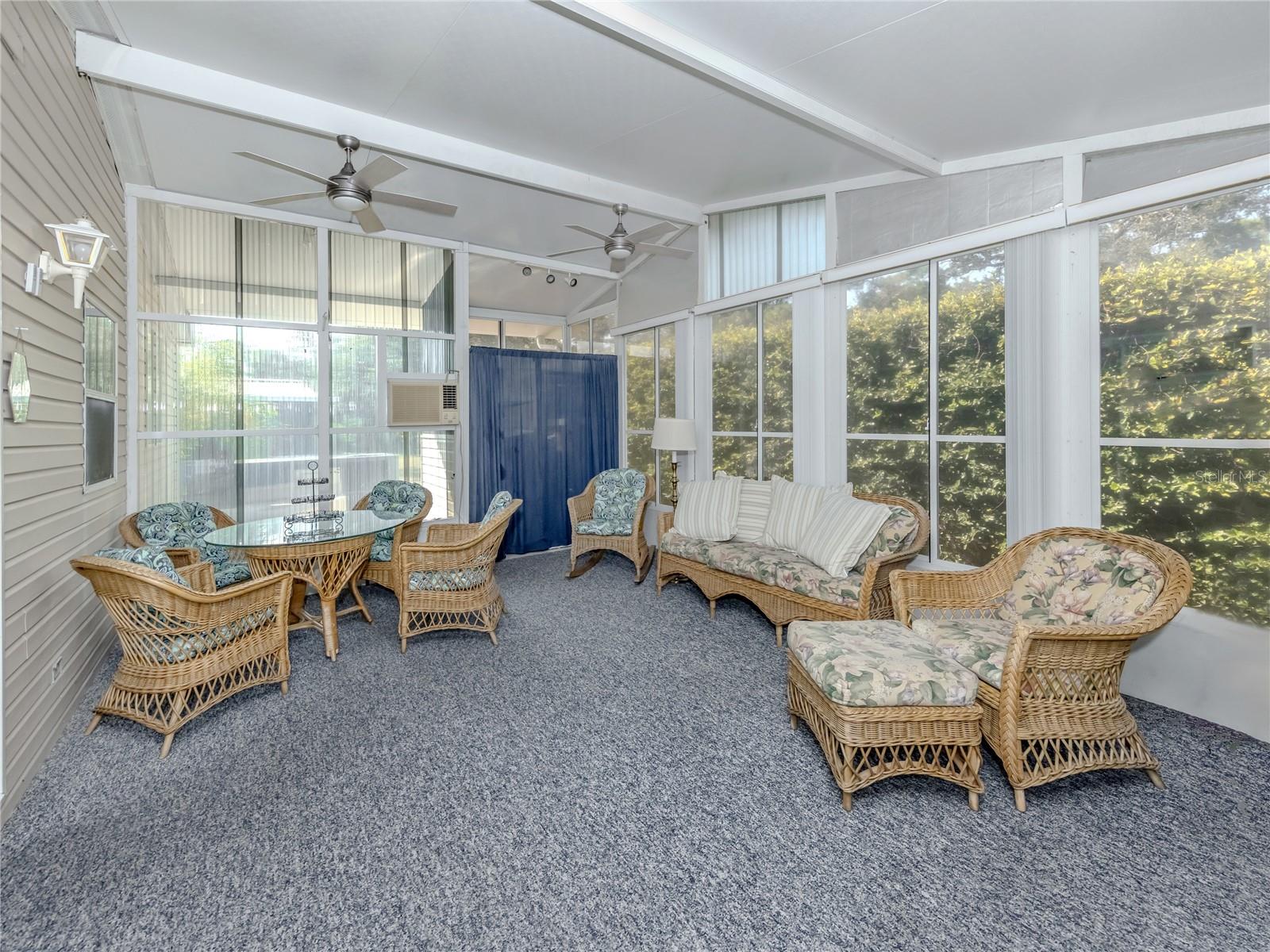 RIVERWALK MHP CO-OP - Residential