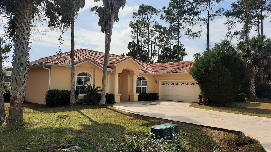 Photo of 6 Coventry Place, Palm Coast, FL 32137 (MLS # FC314706)