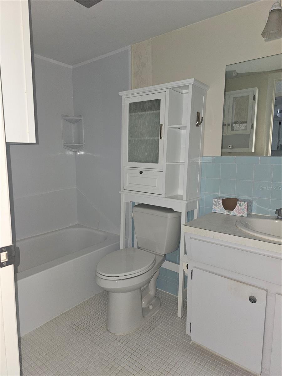 ON TOP OF THE WORLD - Residential