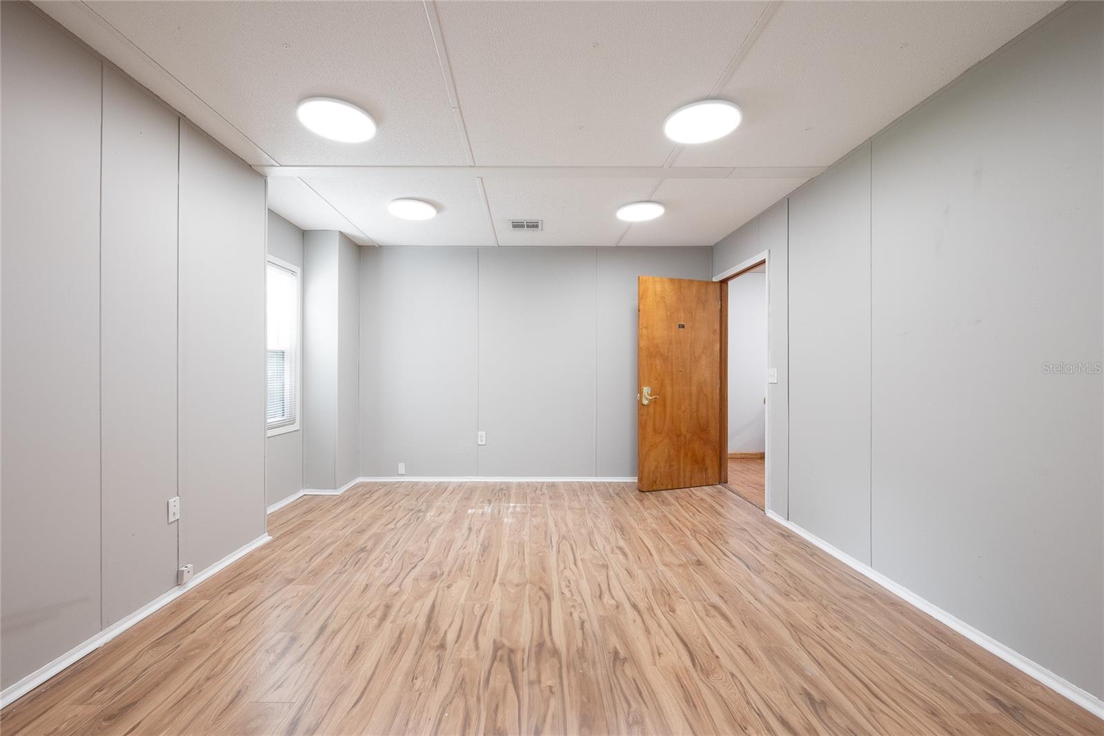 RICHLAND REP - Commercial Sale