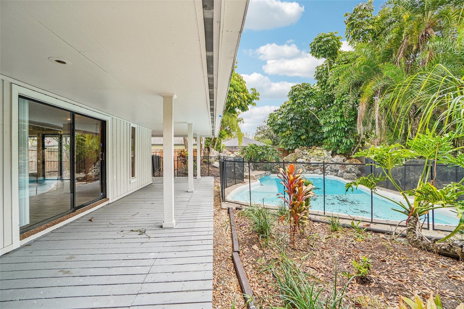 THE VILLAGE SOUTH - Residential