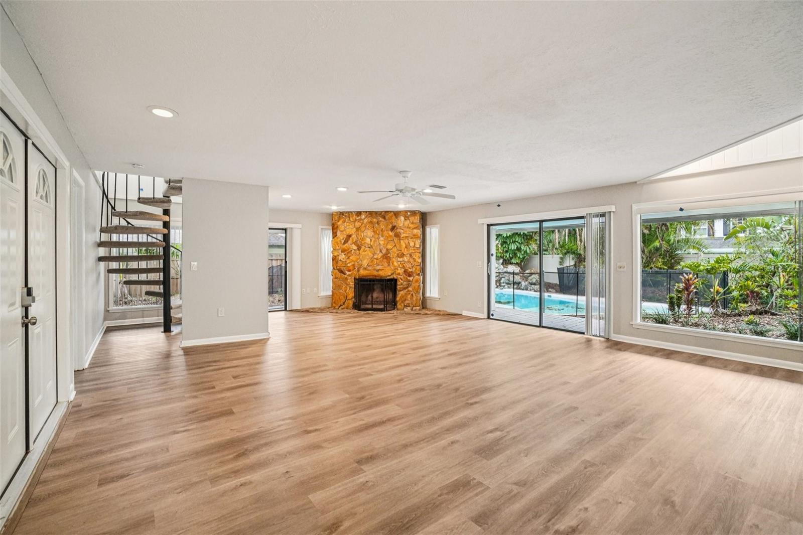 THE VILLAGE SOUTH - Residential