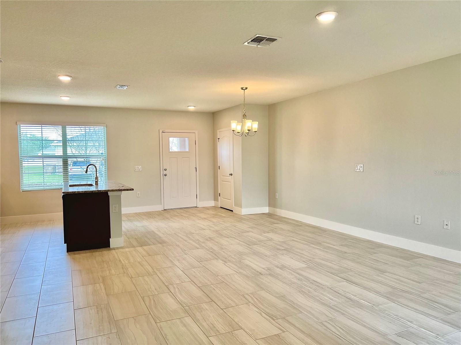 KINDRED PH 1E - Residential Lease