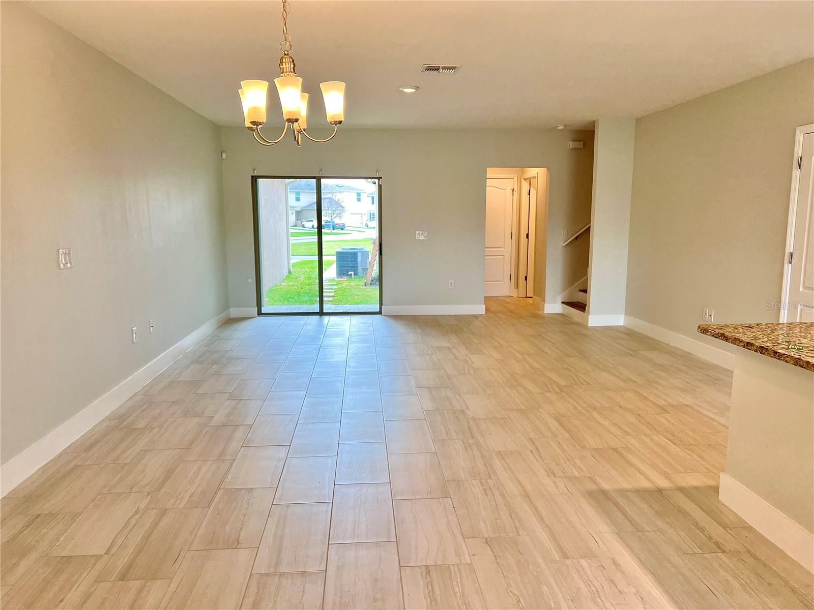 KINDRED PH 1E - Residential Lease