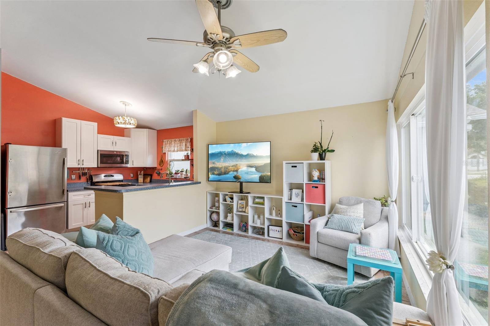 PARK AVE ESTATES - Residential