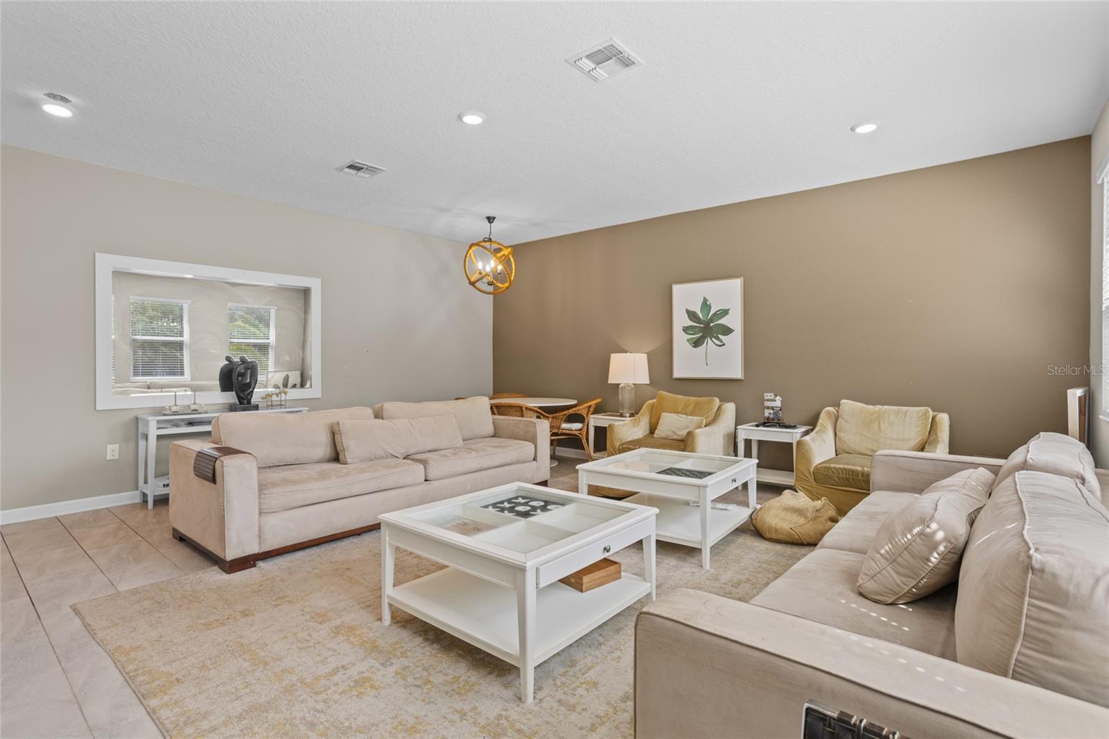4585 TARGET BOULEVARD