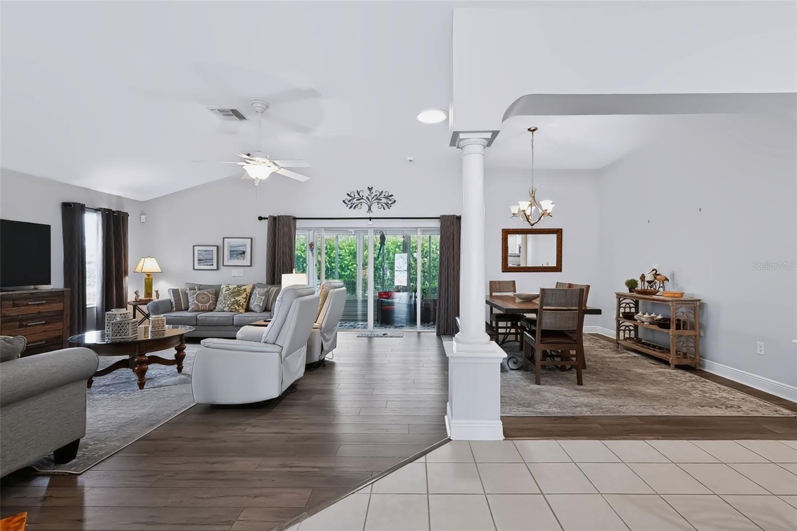633 COKESBURY DRIVE