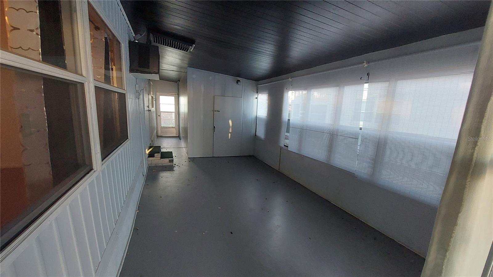 BUENA VISTA - Residential Lease