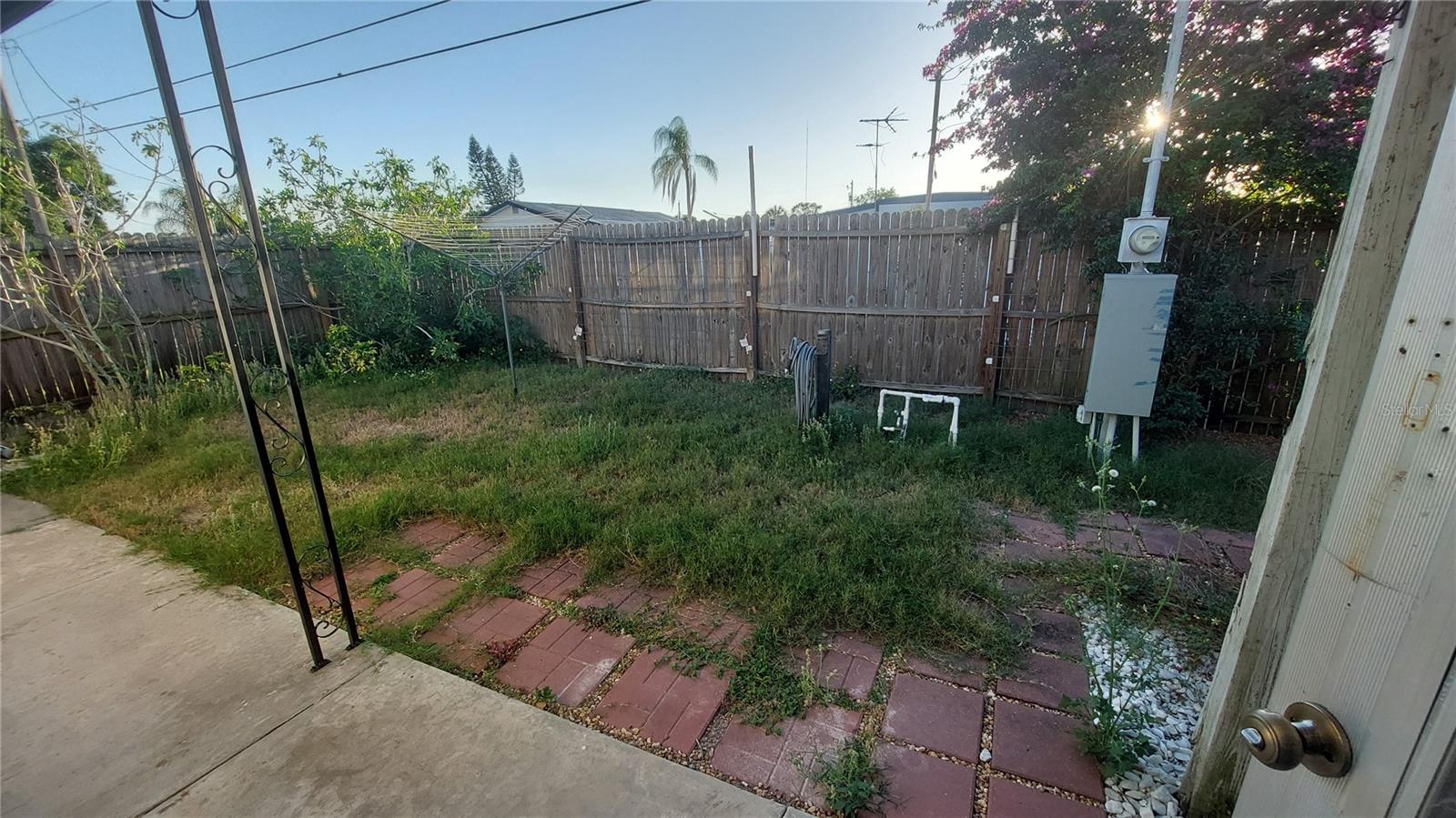 BUENA VISTA - Residential Lease