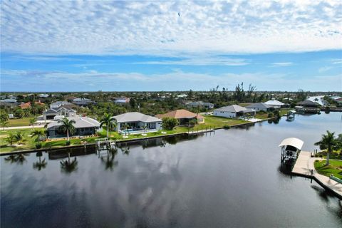 A home in PORT CHARLOTTE