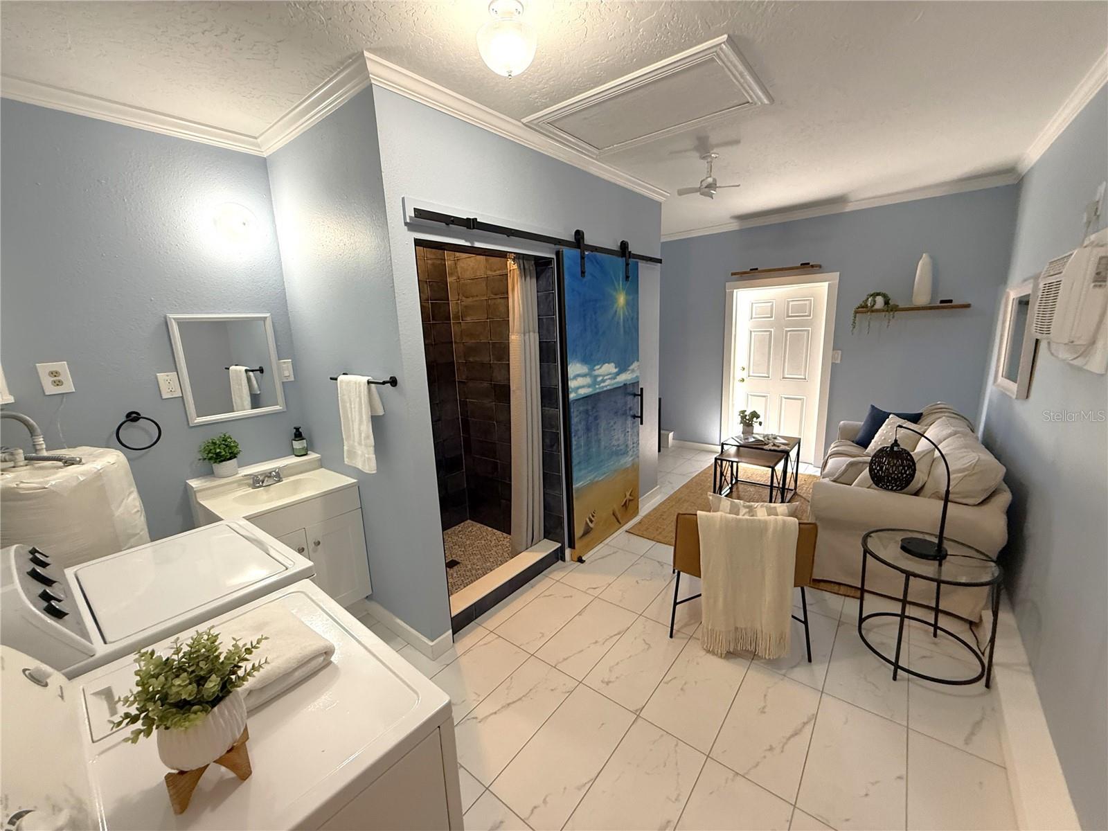 INTER BAY - Residential