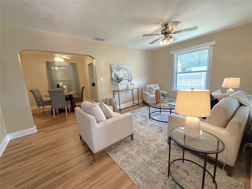 Photo of 4424 1st Avenue N, St Petersburg, FL 33713 (MLS # TB8500722)