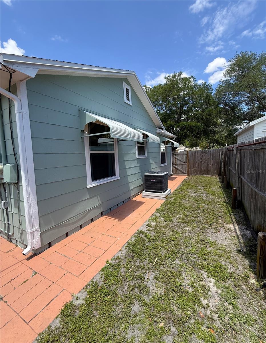 INTER BAY - Residential