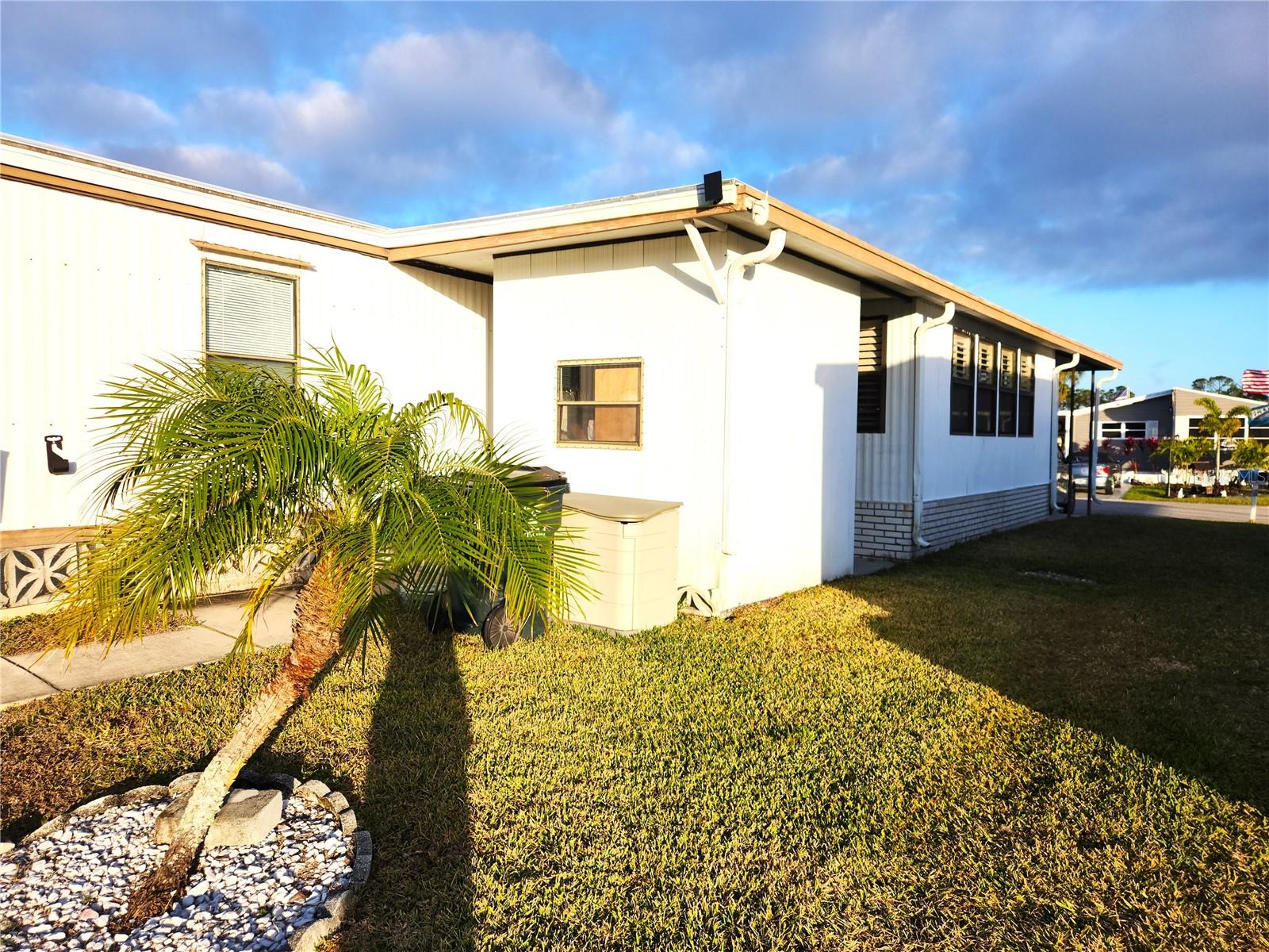 HOLIDAY PARK - Residential