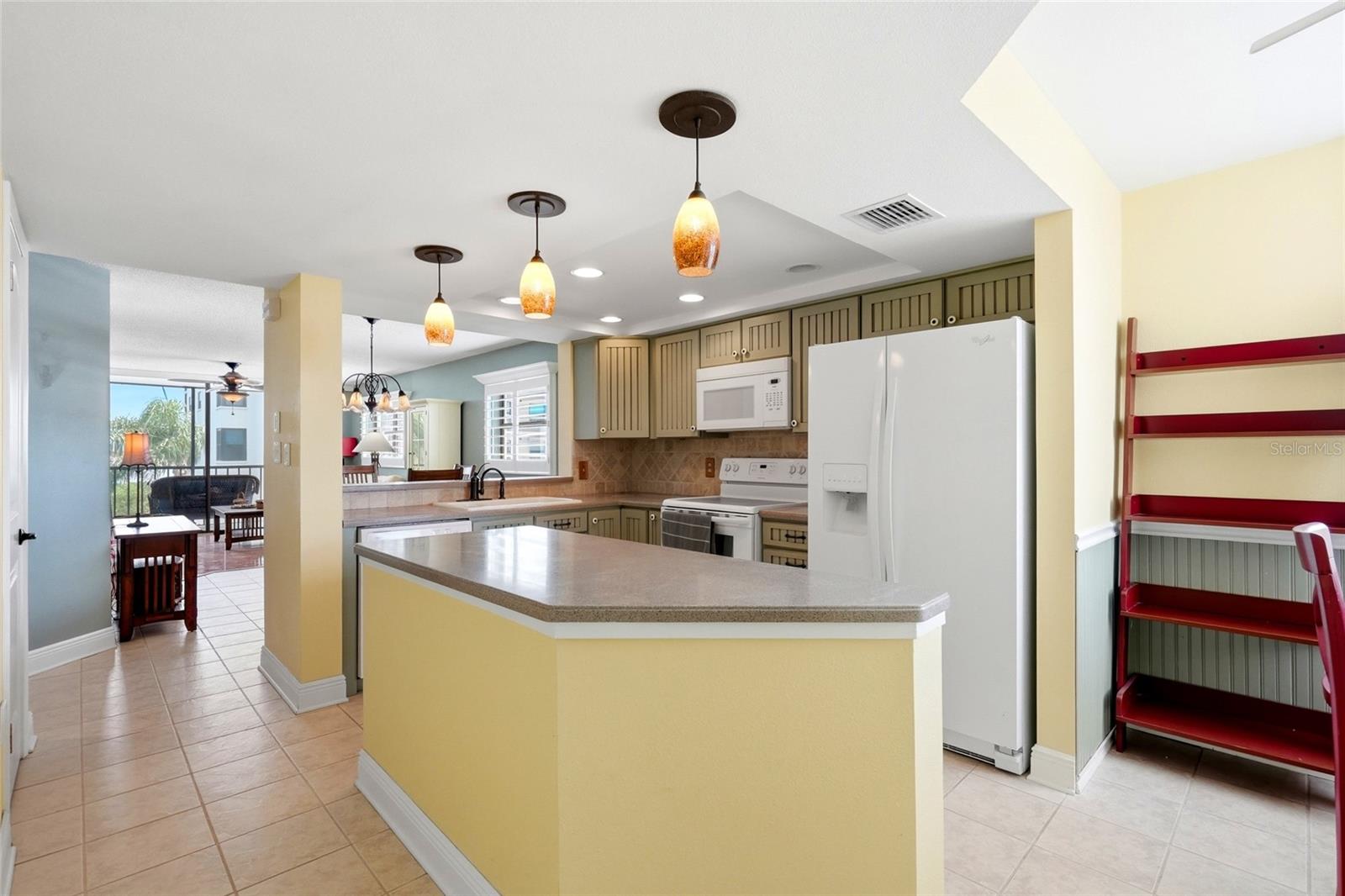1328 PASADENA AVENUE S 308