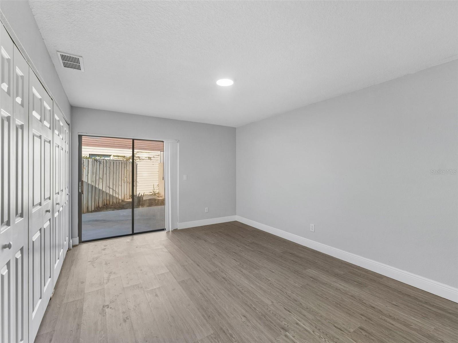 GLEN ELLEN VILLAGE - Residential