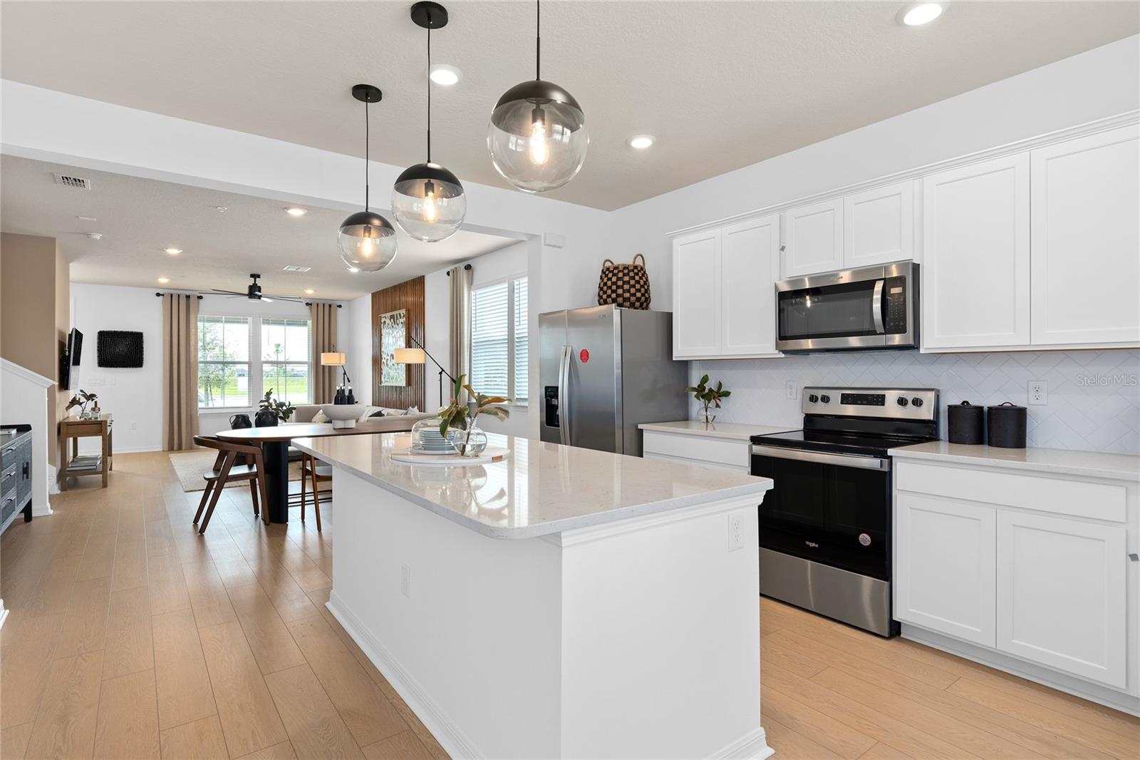 PARKSIDE TRAILS - Residential