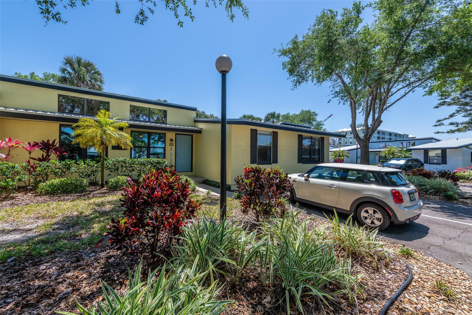 Riverwalk Condo - Residential