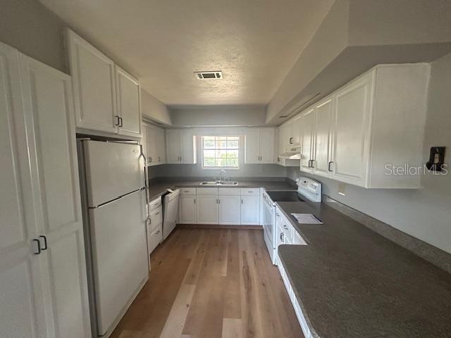 SOUTHWOOD VILLAGE - Residential