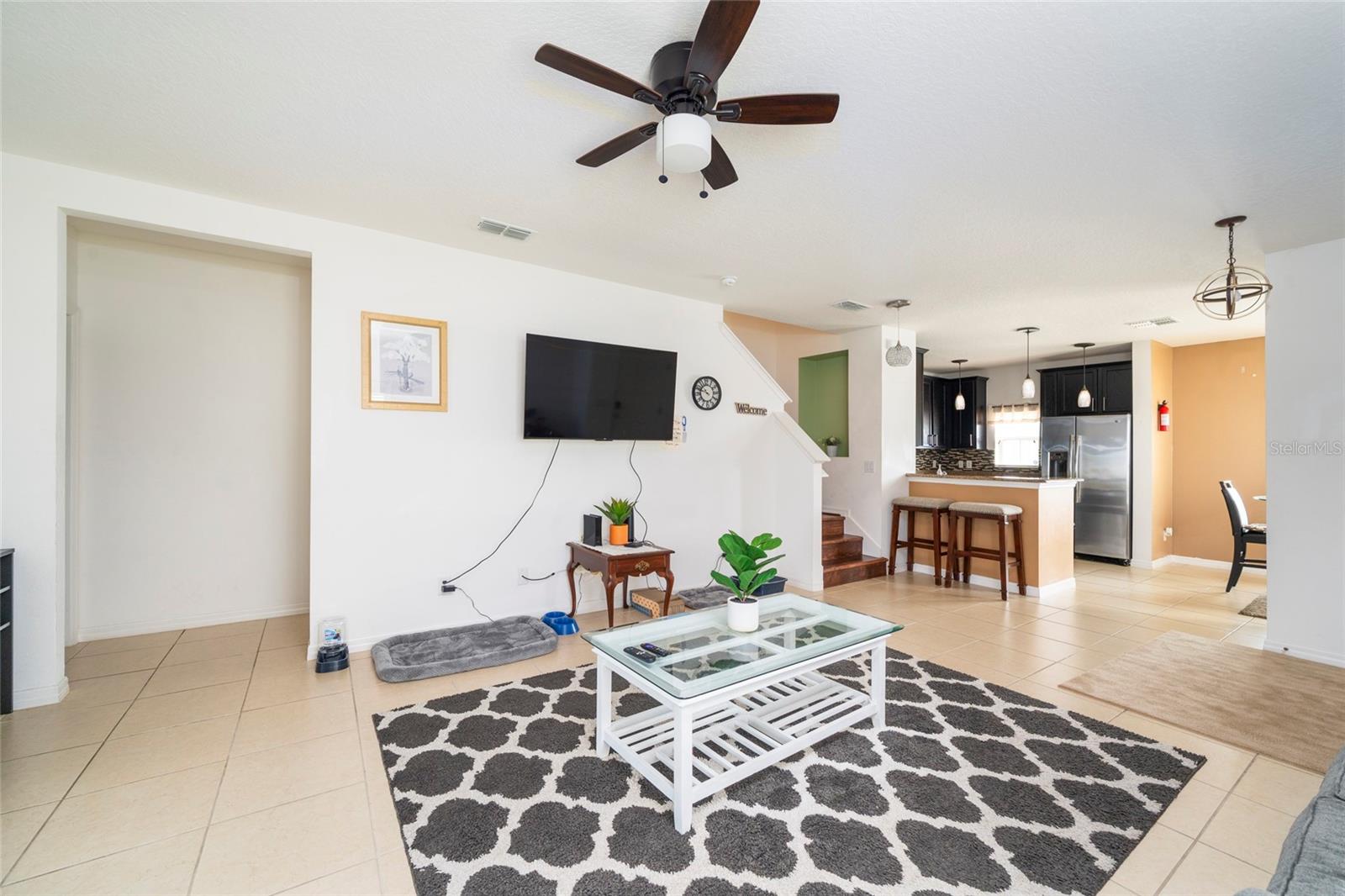 212 PRIMROSE DRIVE