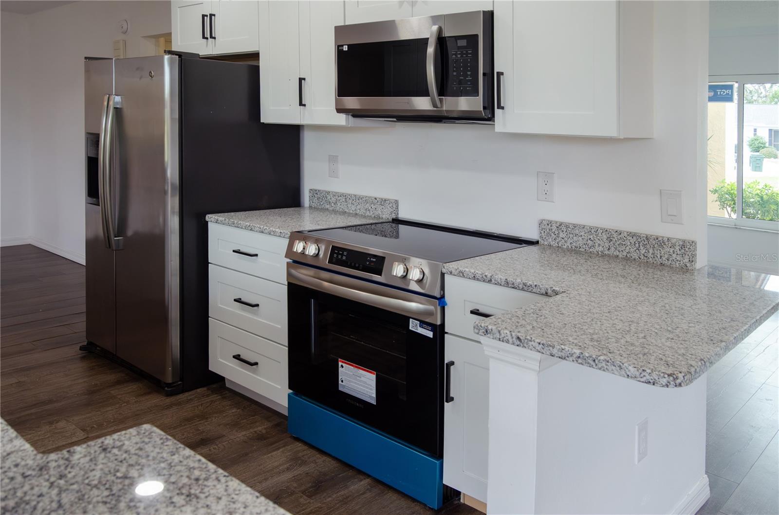 TAMARON - Residential Lease