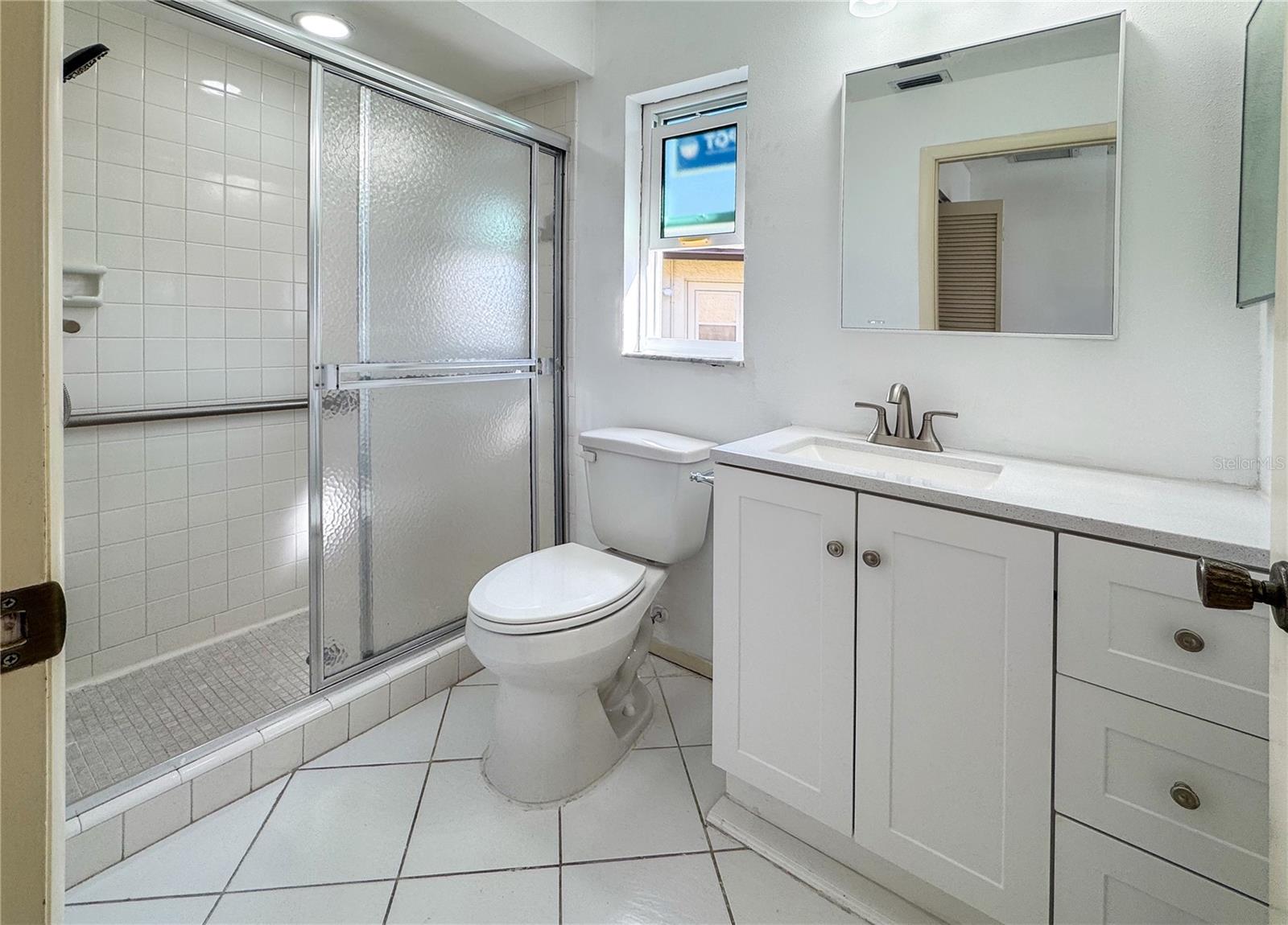 TAMARON - Residential Lease