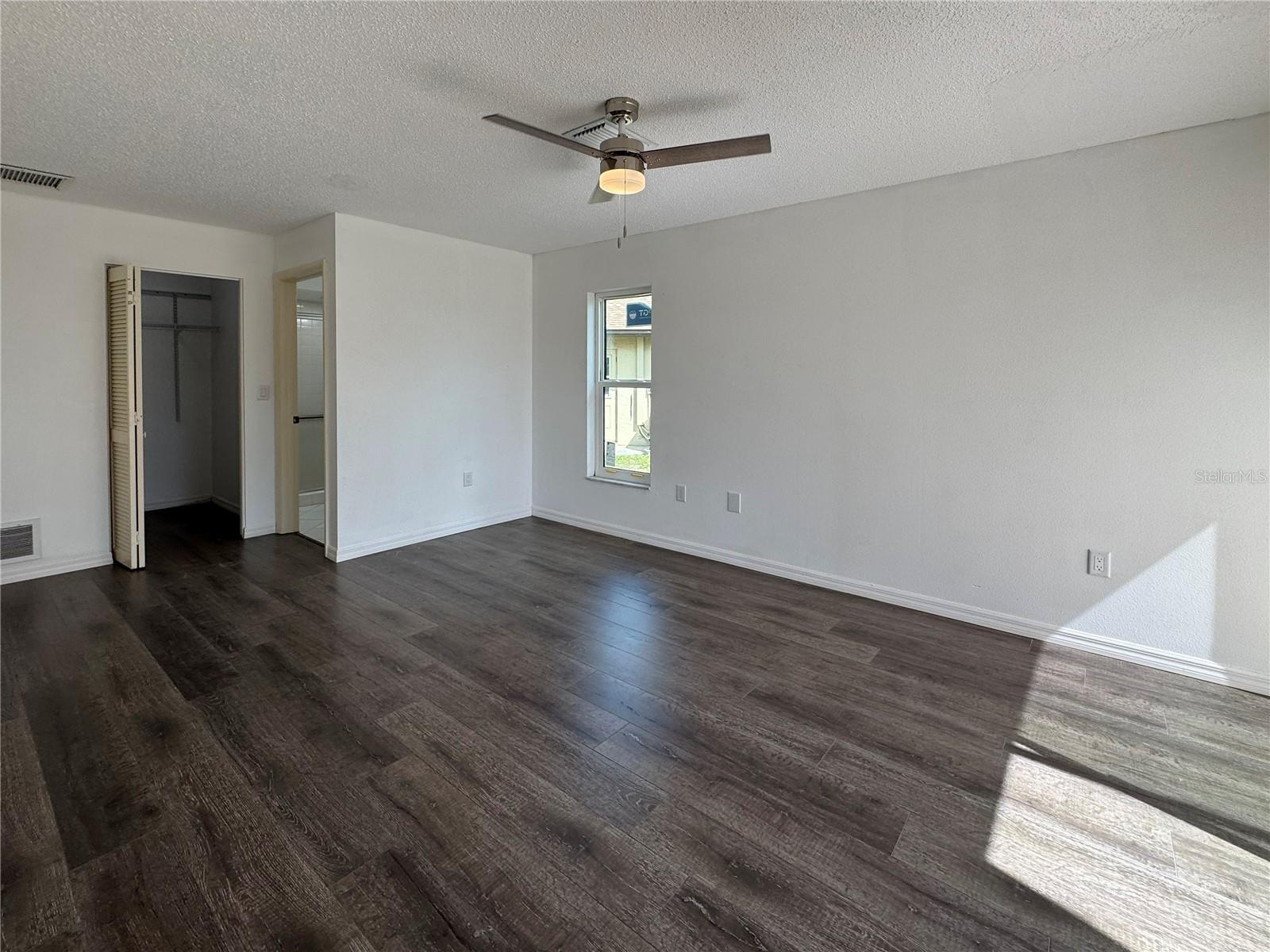 TAMARON - Residential Lease