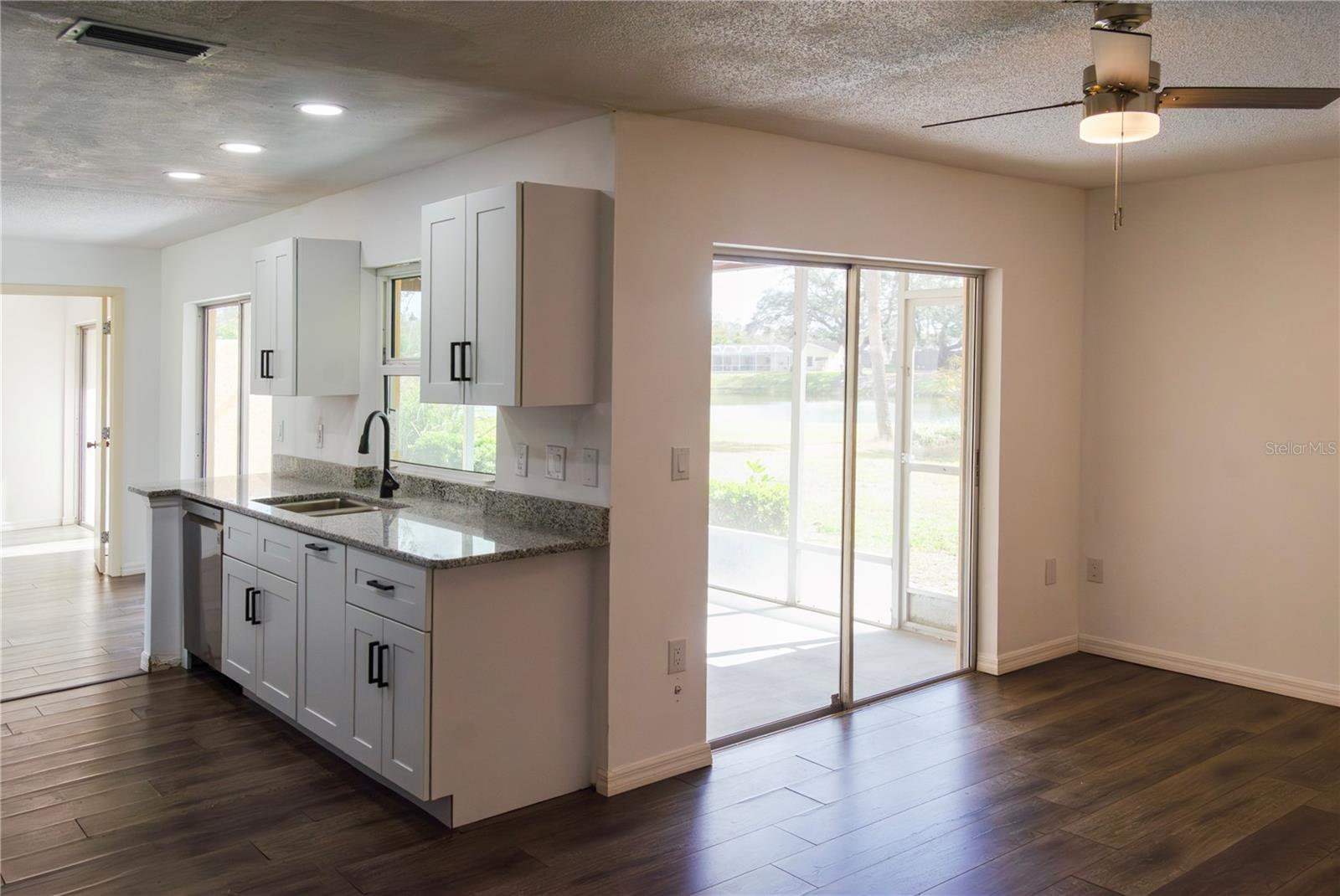 TAMARON - Residential Lease