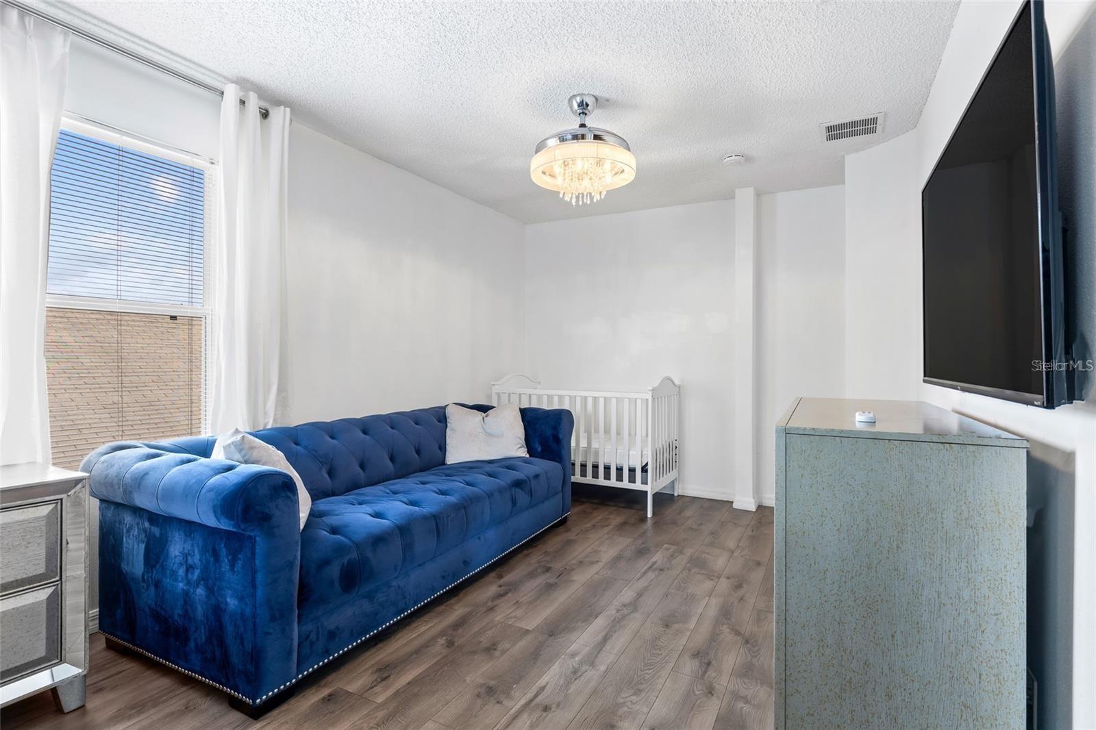 EMERALD ISLAND RESORT PH 4 - Residential