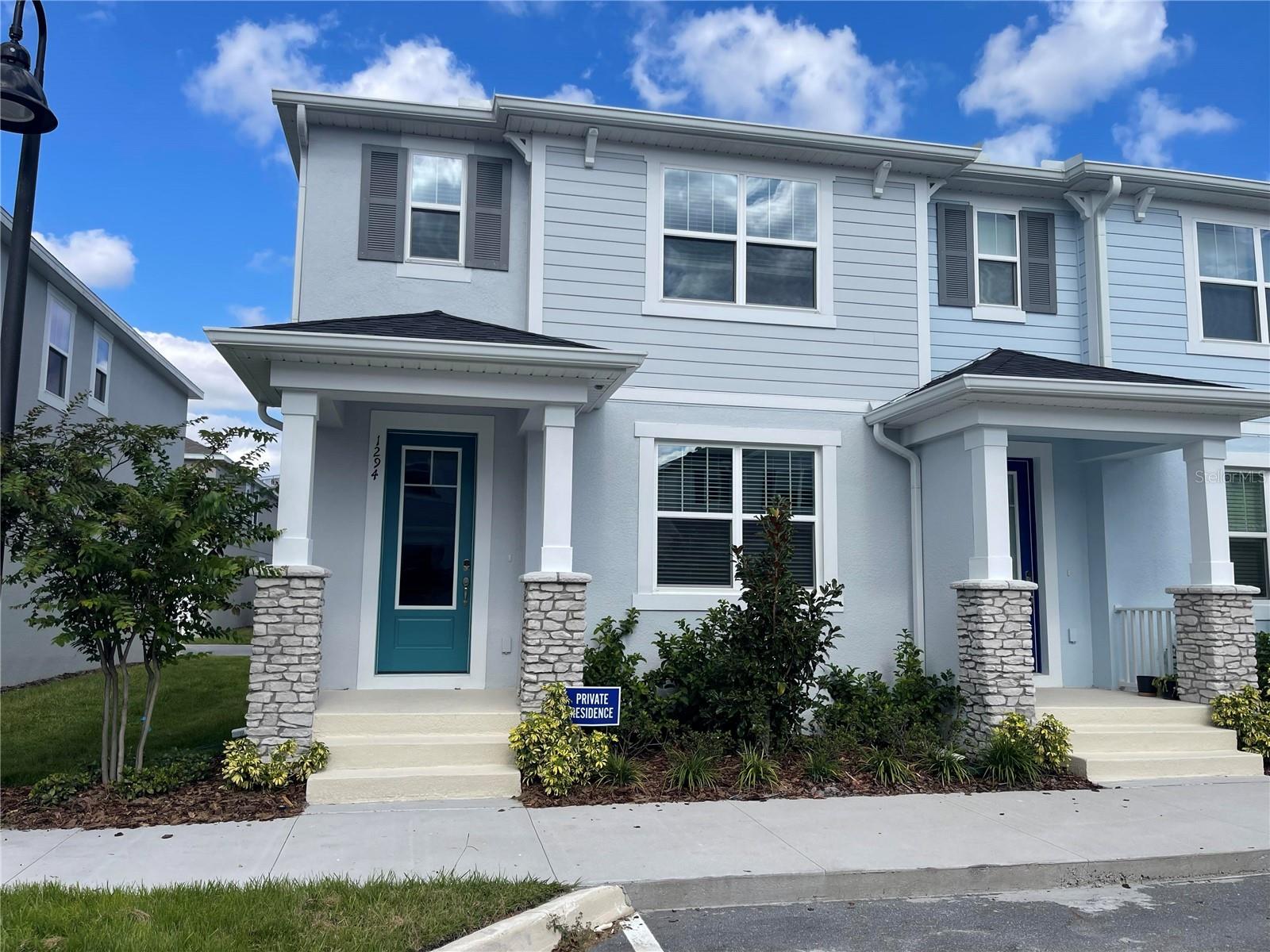 HICKORY GROVE - Residential Lease