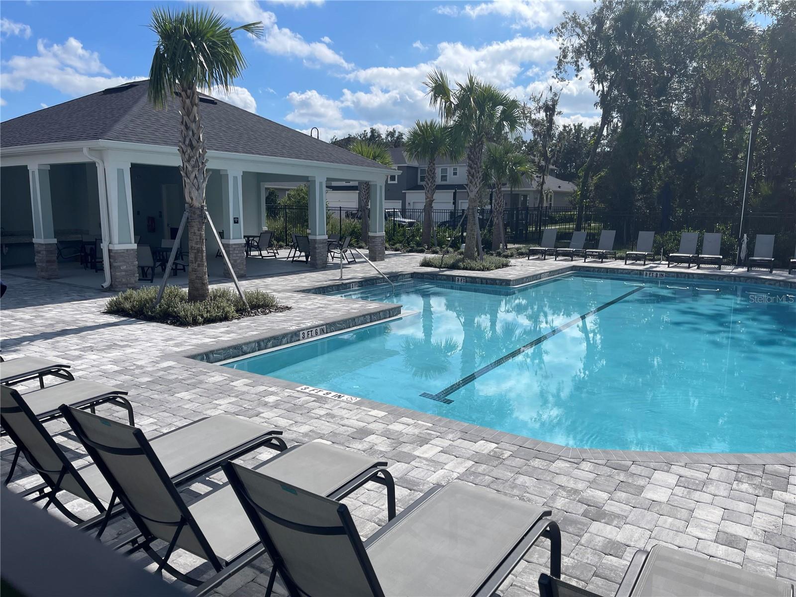 HICKORY GROVE - Residential Lease