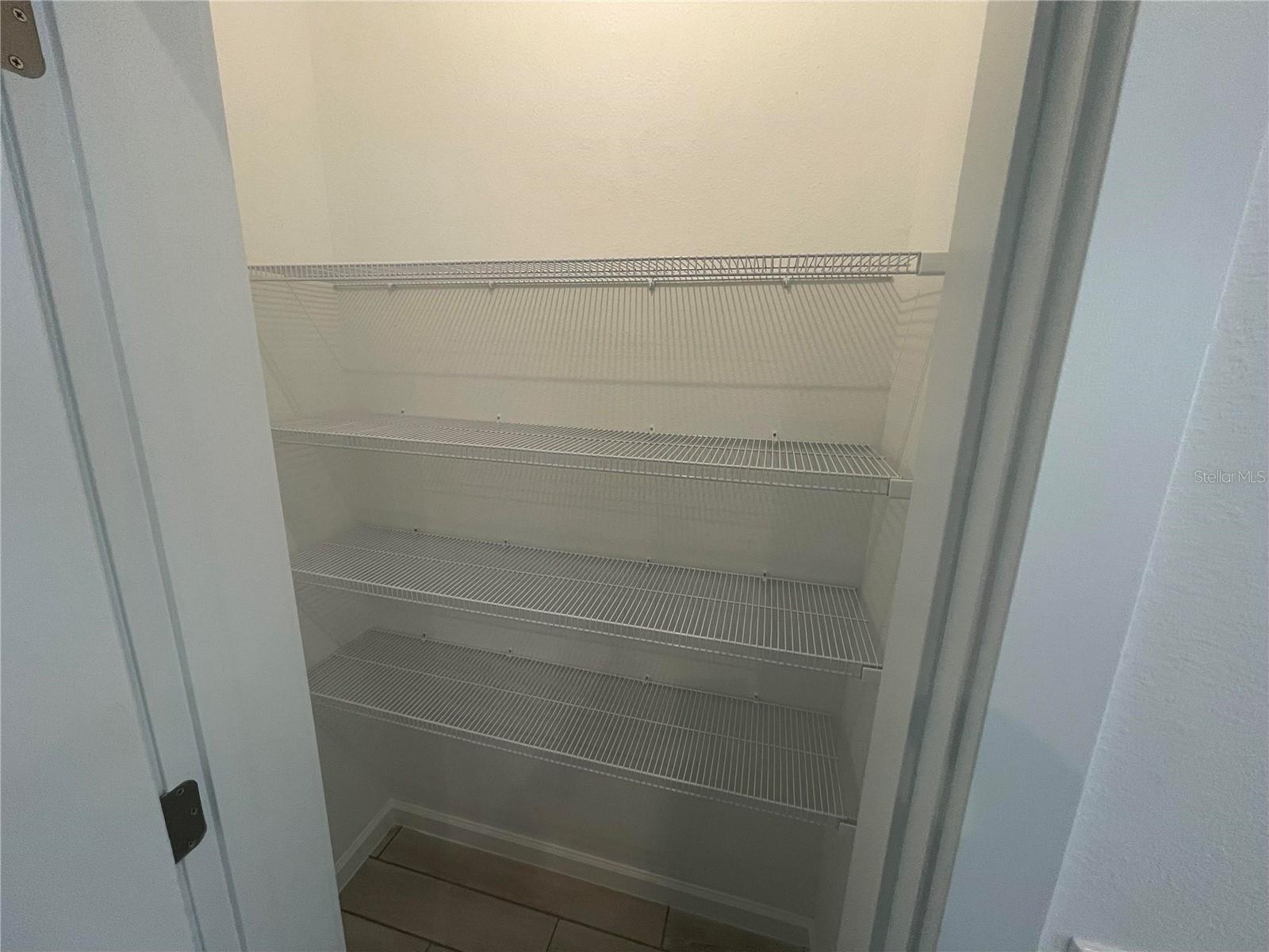 HICKORY GROVE - Residential Lease