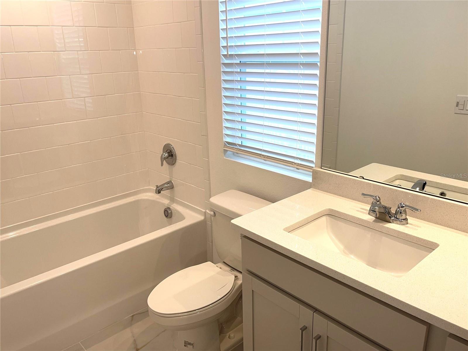 HICKORY GROVE - Residential Lease