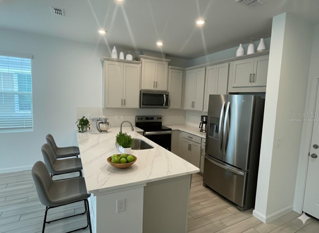 HICKORY GROVE - Residential Lease