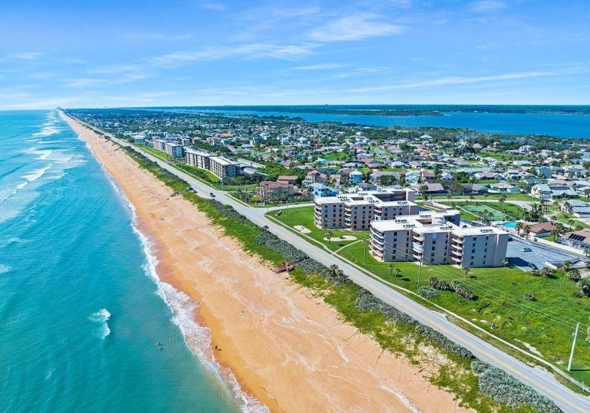 FAIRWIND SHORES CONDO - Residential