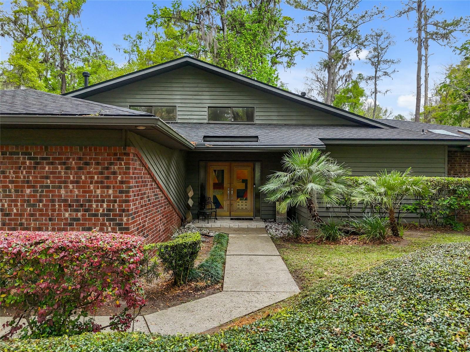 11112 PALMETTO BOULEVARD