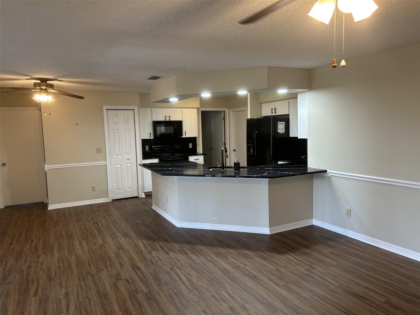 CROWN POINTE PH 01 - Residential